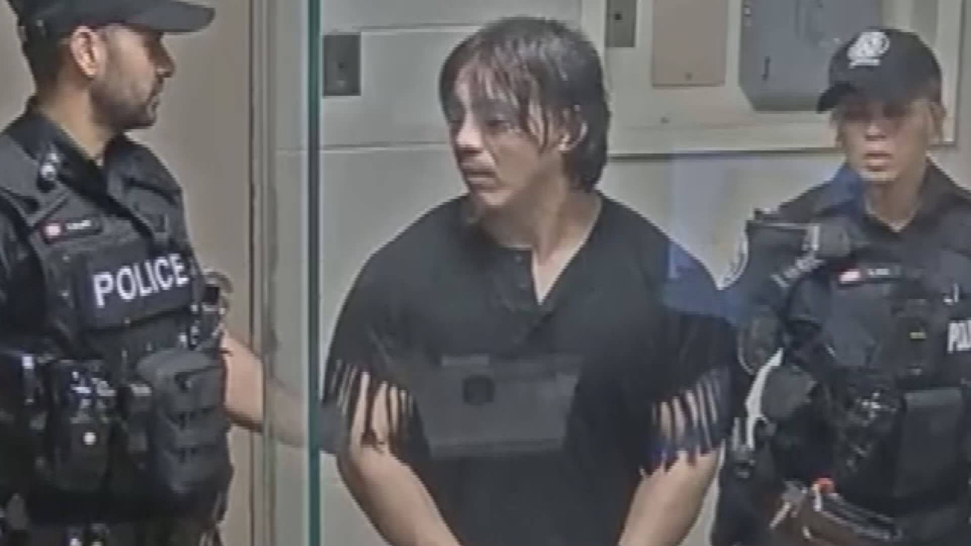 “我的愤怒爆炸”：多伦多男子被控杀害前妻，女儿作证