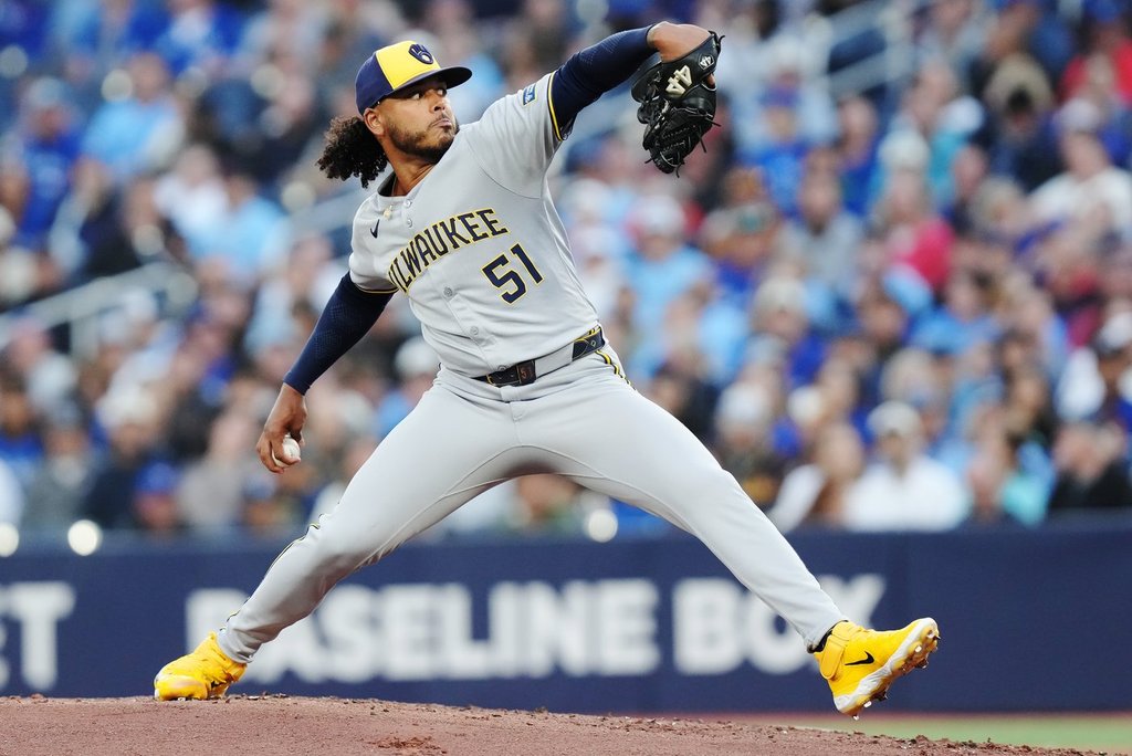 莫纳斯特奥（Monasterio），佩拉尔塔（Peralta