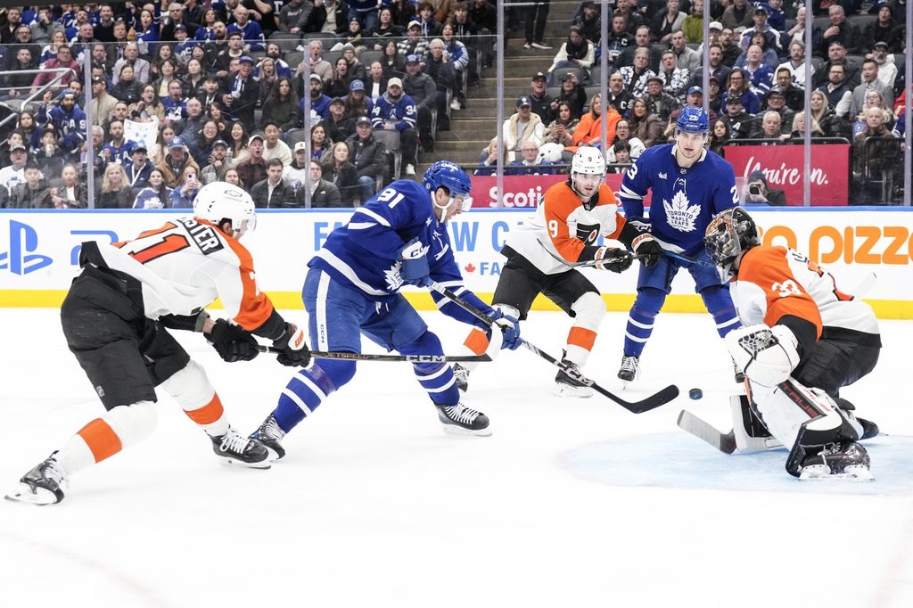 Leafs在7-2击败Flyers的第二线明星