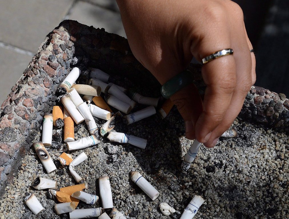 安大略法院批准历史悠久的$ 32.5B烟草和解