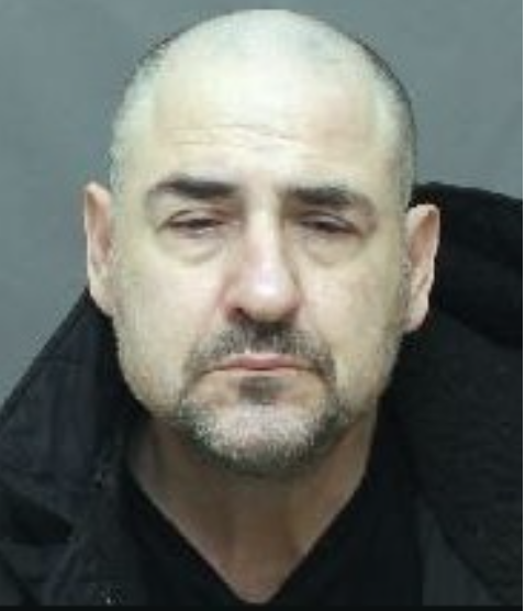 布兰普顿青少年被刺伤后，男子被捕；希腊城两起入室盗窃案中一名男子被通缉 ...