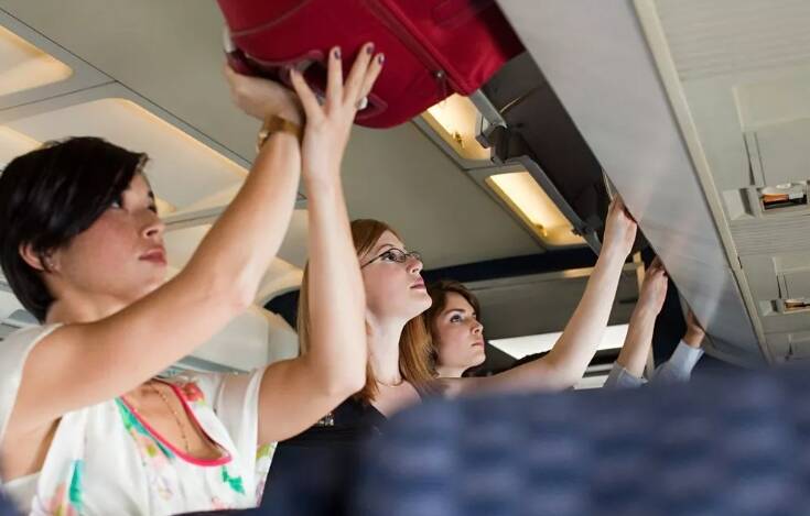 飞机提供最脏免费物品是这个 空服道出吓人实情