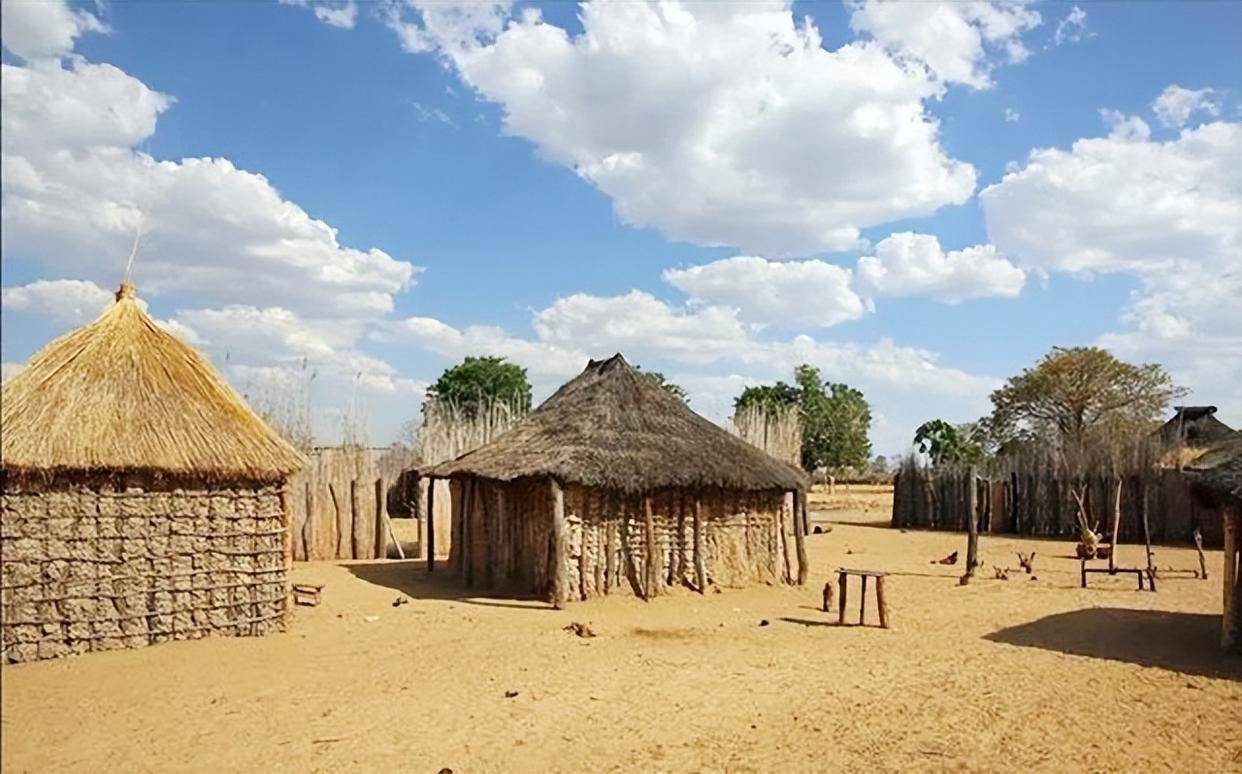 全球最大的“水村” 船是唯一交通工具