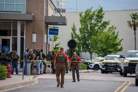 警方称，路易斯安那州购物中心发生枪击事件，造成至少 1 人死亡、5 人受伤 ...