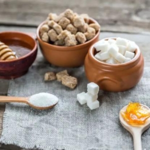 吃糖的10大危害，戒糖需注意的3个误区