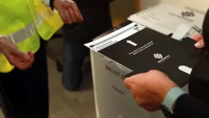BC省选竟落下861张选票没数！93个选区中有69个出错！结果可能改变 ...