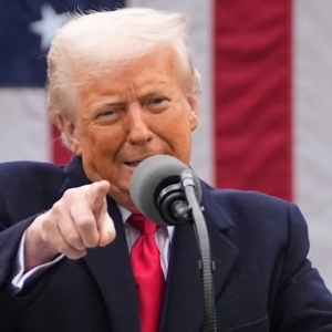 美国对华总关税高达54% 官媒：美自绝于