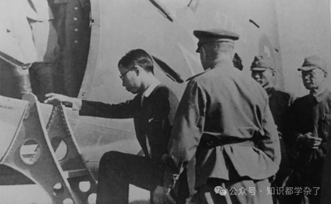 历史谜案：400件溥仪珍宝为何出现在乌克兰基辅？