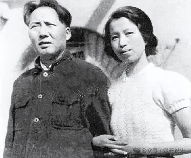 听说江青要接班，毛主席大笑：不会的，她不行