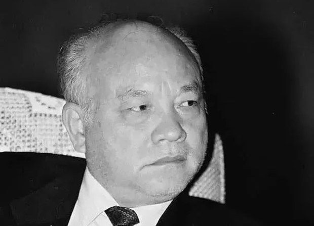 副国级领导人李沛瑶，如何死在武警哨兵刀下？