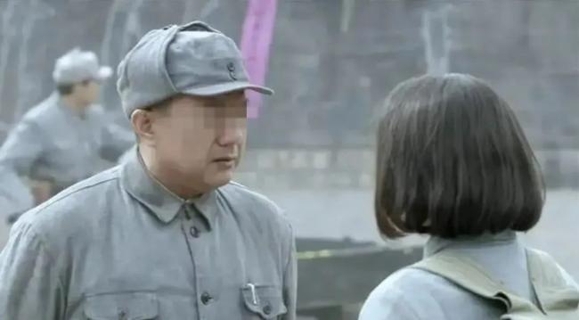 3位伟人夫人的合影，最左边是公认的美女，却因一件事遗憾终身