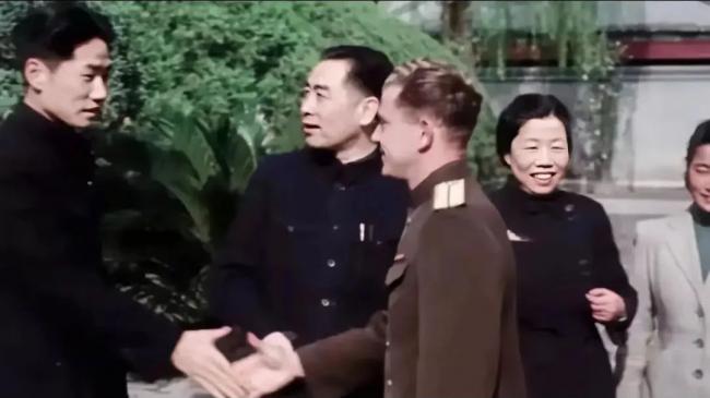 难得一见的老照片：背后的故事令人称奇